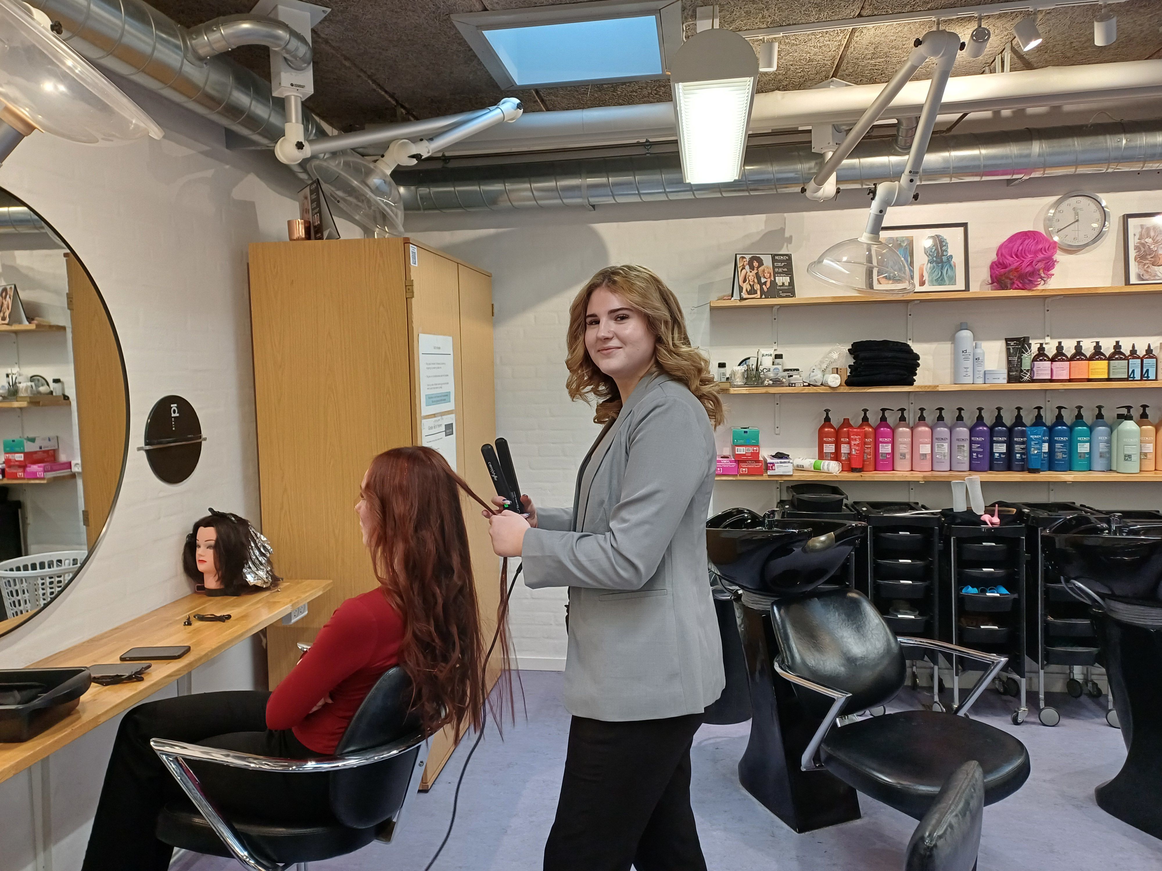 Nye regler og et stærkt elevfællesskab får flere unge til at flytte ind på Skolehjemmet Sneppen. 